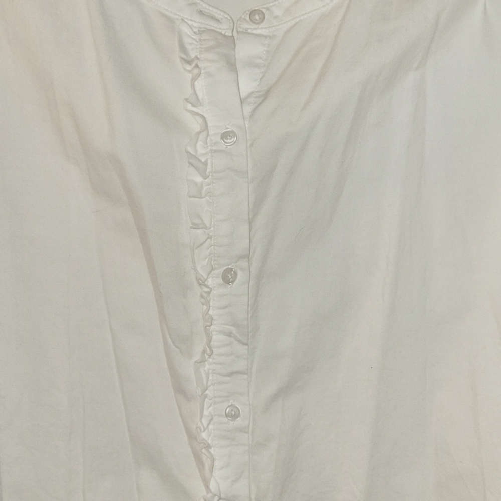 Old Navy Ruffle Trim Button Up Blouse, XXL, White - Picture 2 of 2